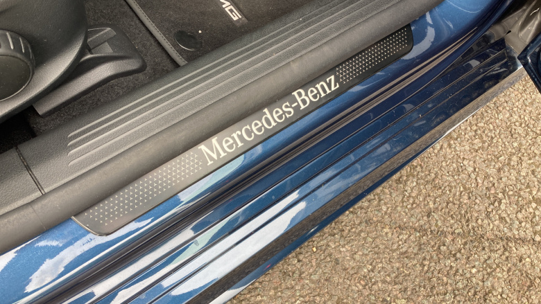 Mercedes-Benz CLA 220d AMG Line Premium 4dr Tip Auto Diesel Saloon